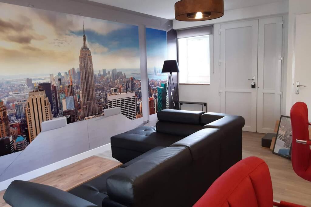 Appartement Renove Le New-York En Centre Ville - Terrasse Et Parking - Non Climatise La Roche-Chalais Екстер'єр фото